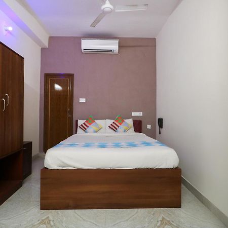 Hotel O Adri Hotels Near Dum Dum Metro Station Esterno foto