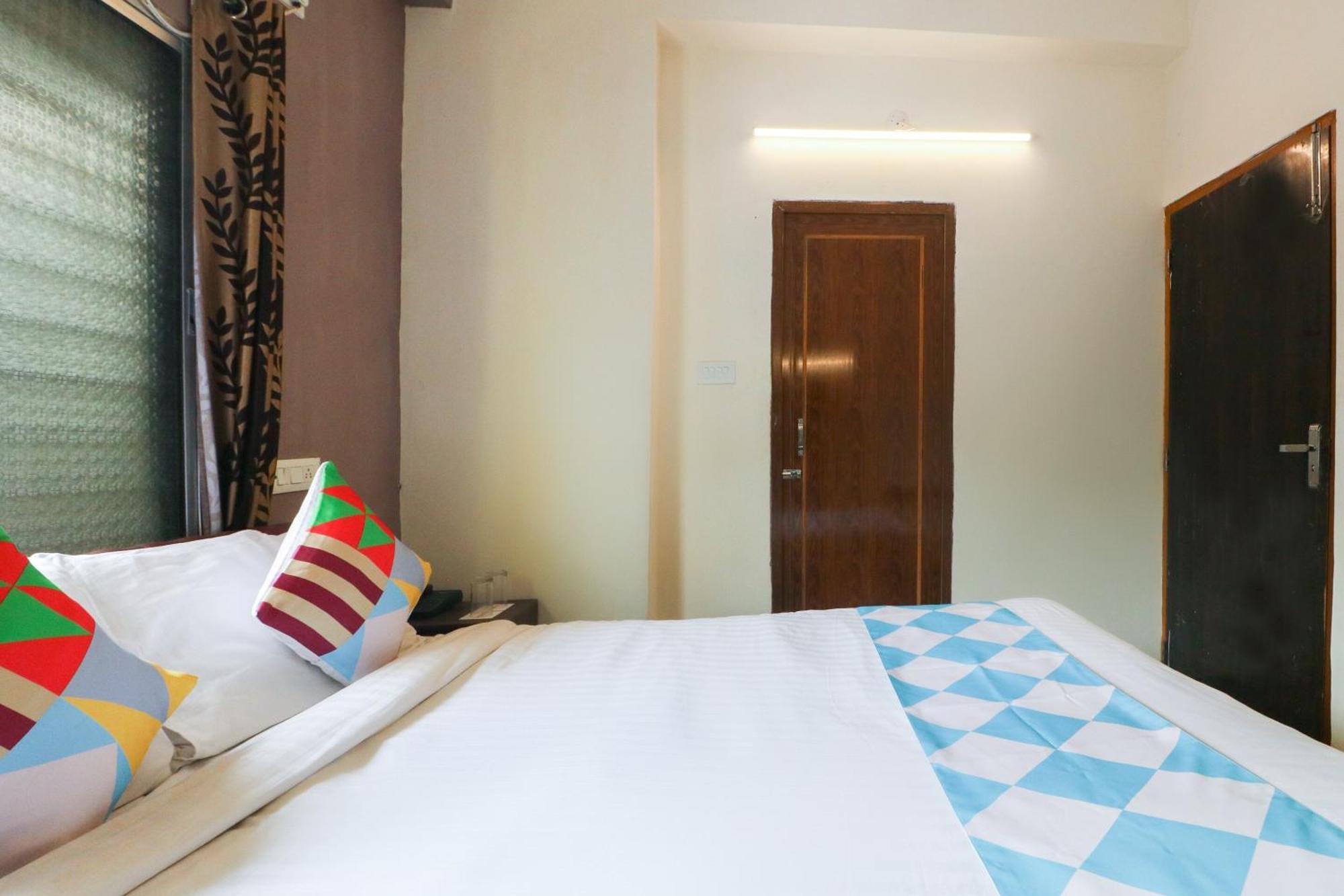 Hotel O Adri Hotels Near Dum Dum Metro Station Esterno foto